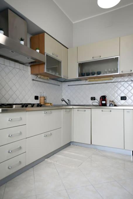 Peaceful Hideaway Apartment Roma Ngoại thất bức ảnh